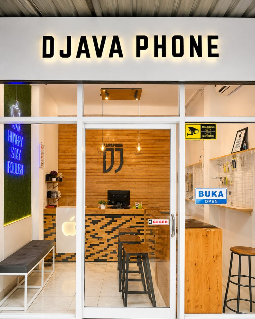 Interior Djava Phone1