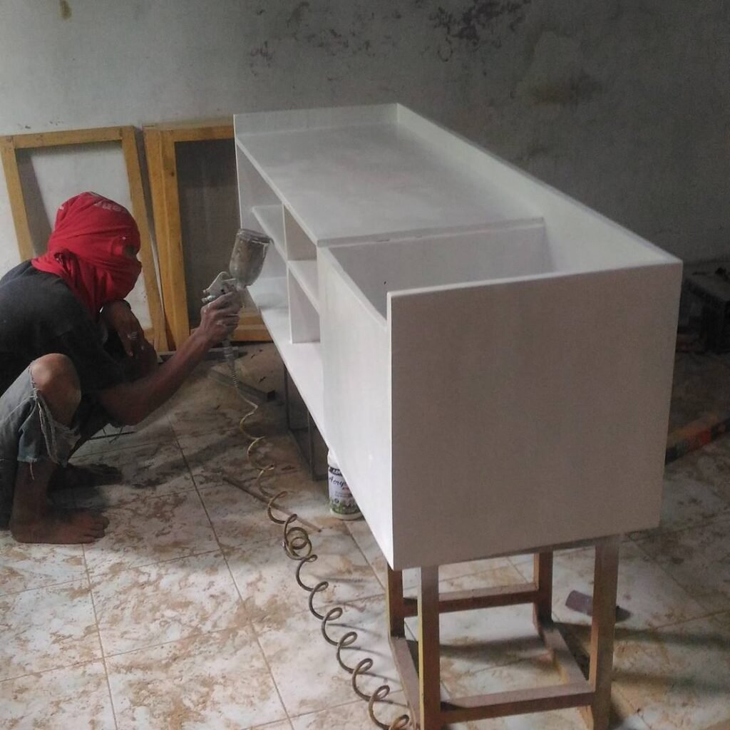 Kabinet Kursi Livingroom Mrs. UT