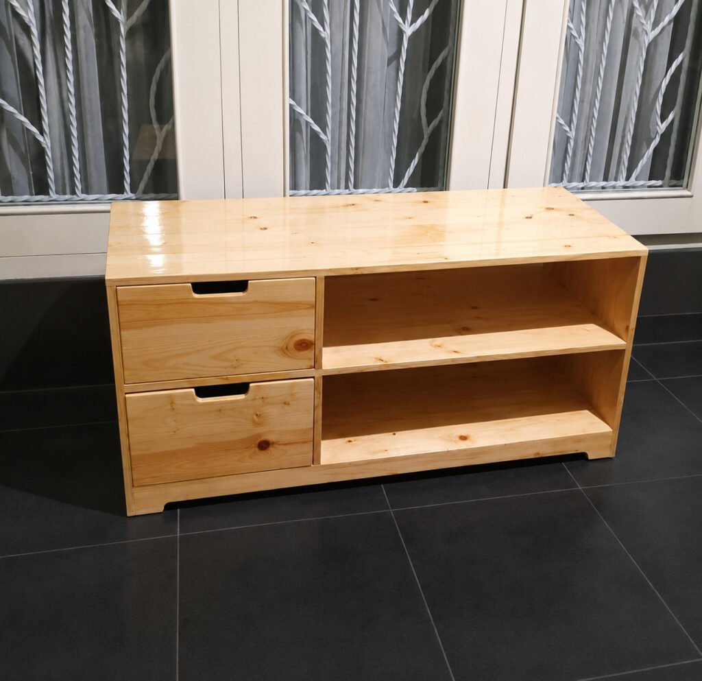 Kabinet TV Kayu Jati Belanda