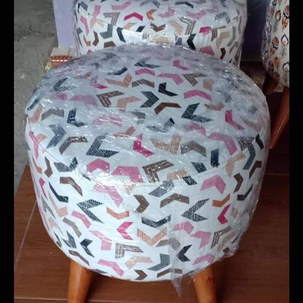Kursi Meja Rias Minimalis Mr. J