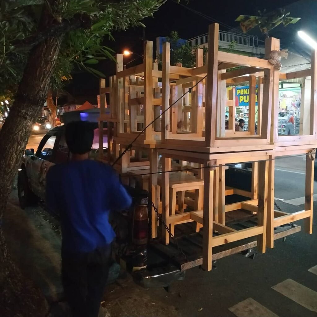 Meja Kursi jati Belanda Cafe
