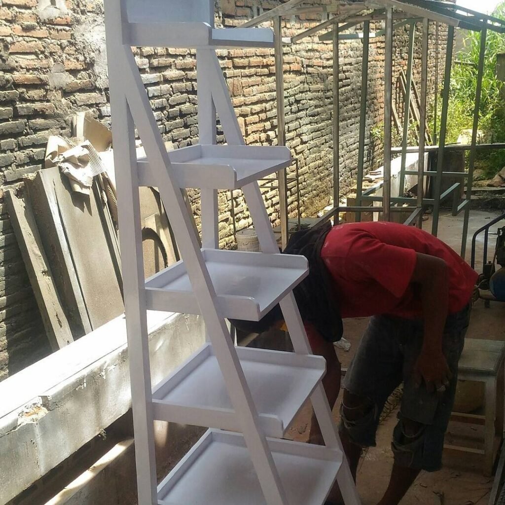 Rak Serbaguna jati Belanda Finishing Duco Mrs. F