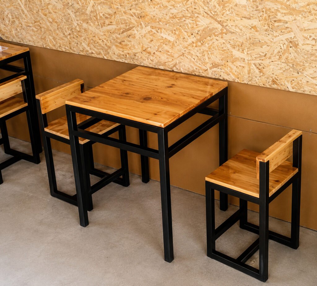 Set Meja Kursi Cafe jati Belanda Mr. T