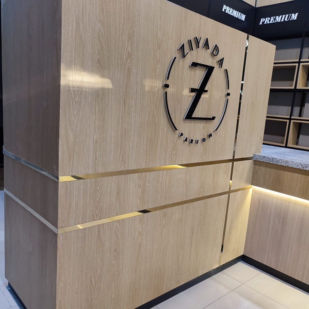 Interior Toko Ziyada Parfum