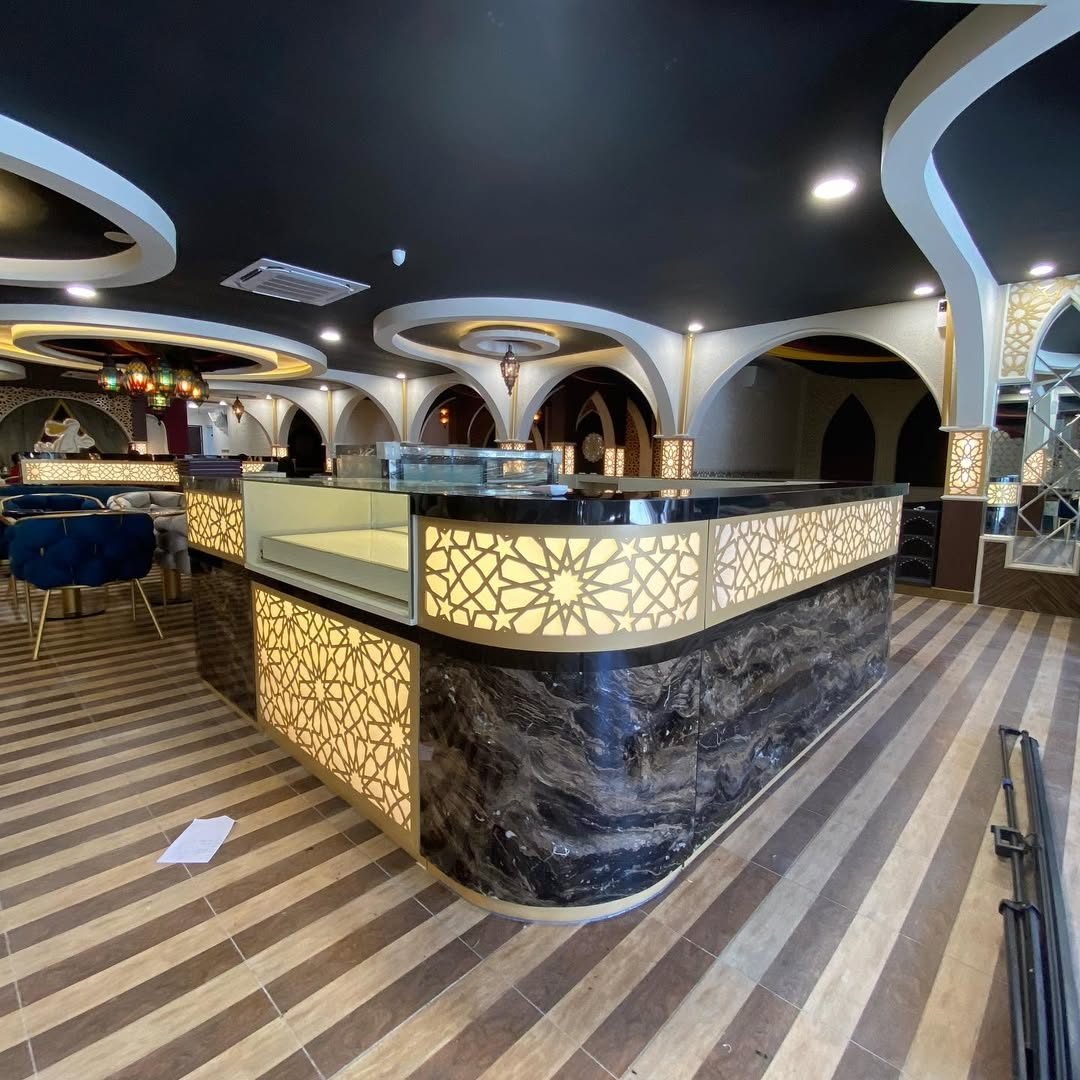Interior Yassalam Resto