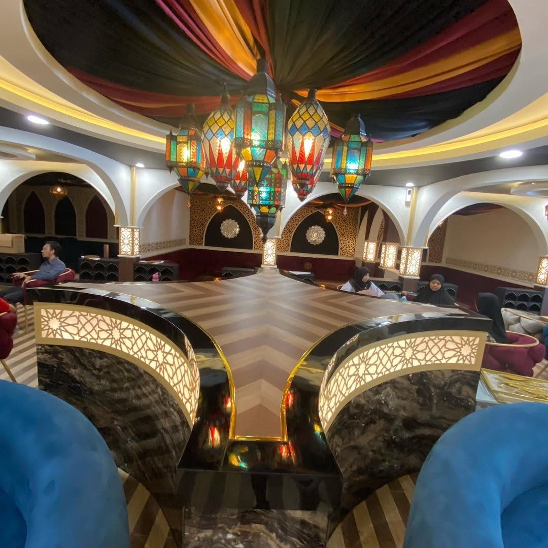 Interior Yassalam Resto