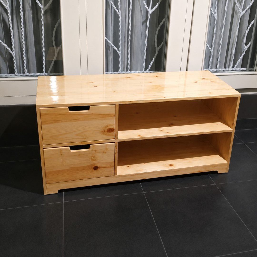 Kabinet TV Kayu Jati Belanda