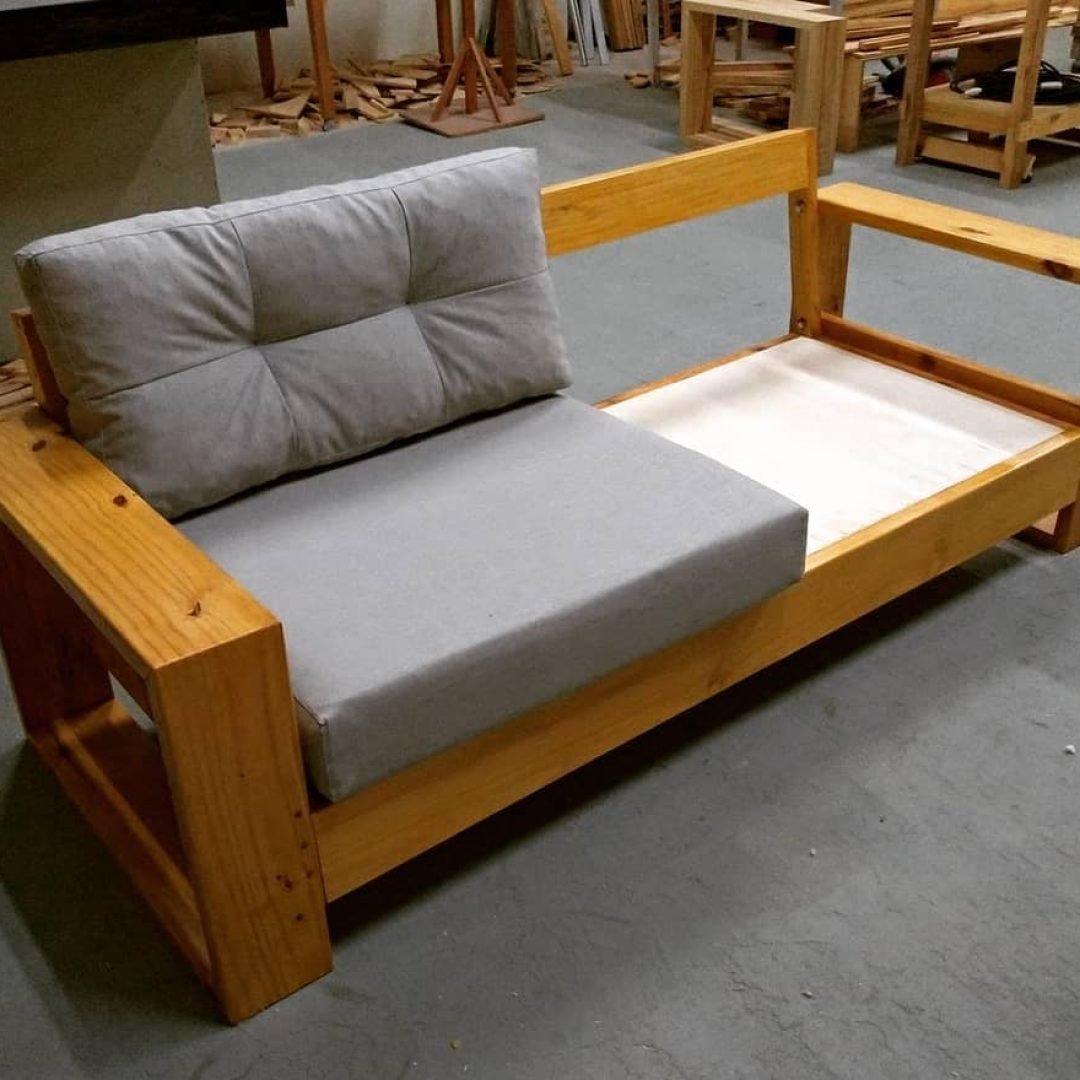 Kursi Sofa Kayu