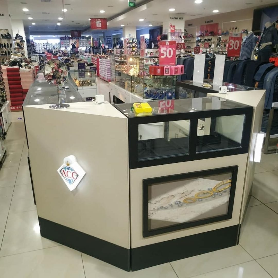 Meja Display Perhiasan ACC