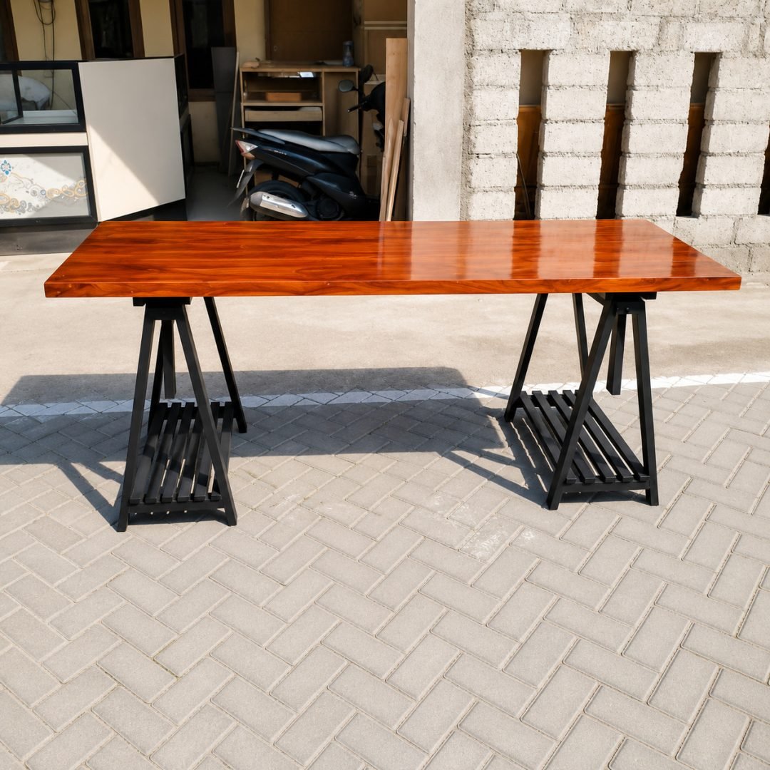 Meja Makan Kayu kaki Besi