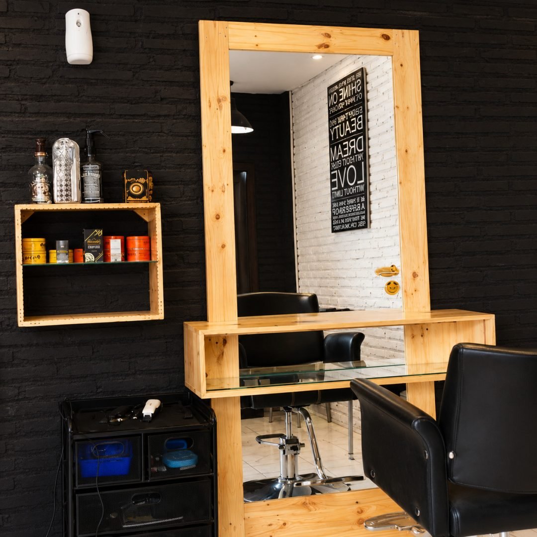 Set Interior Barbershop Bahan Jati Belanda
