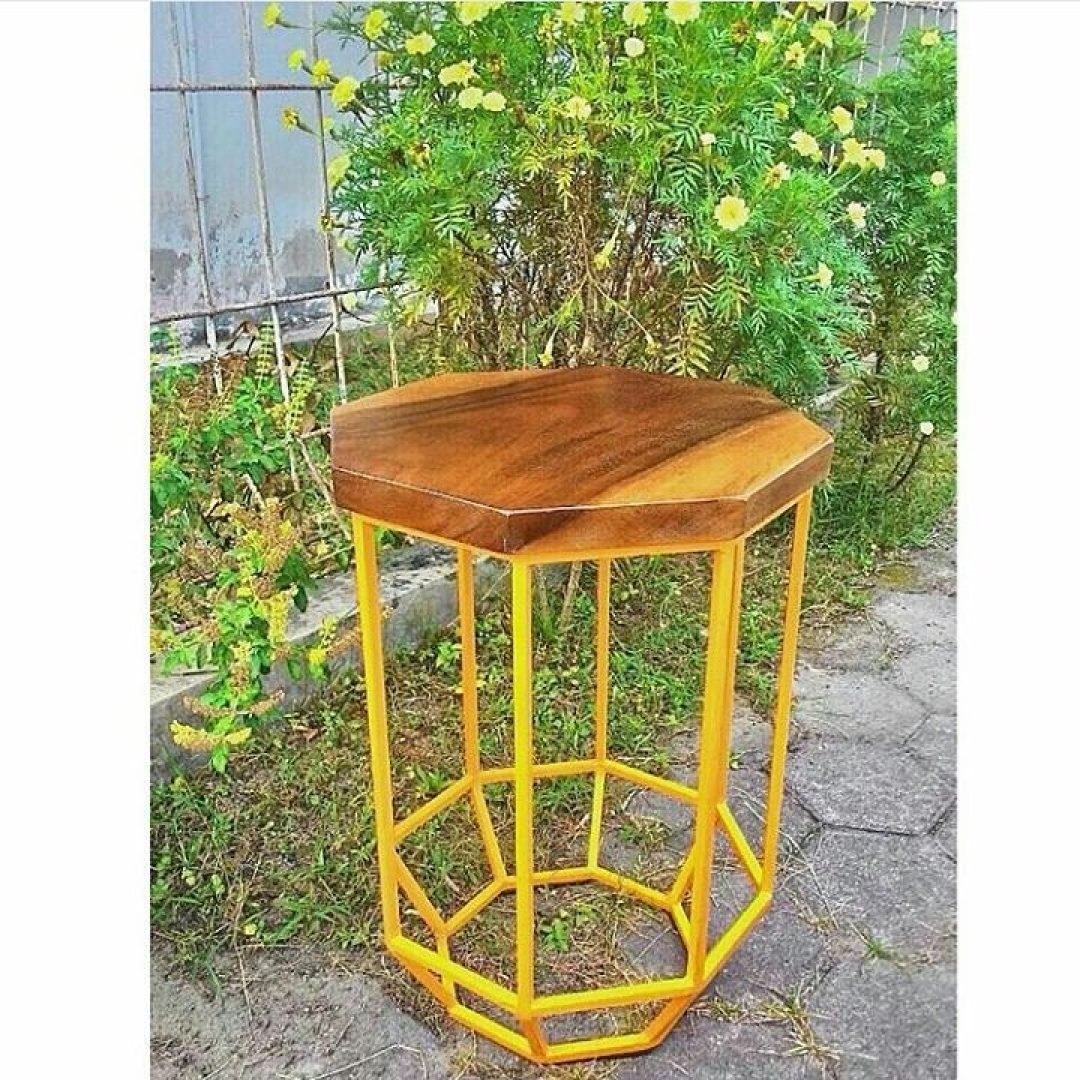 Stool Bar Rangka Besi Mr. F