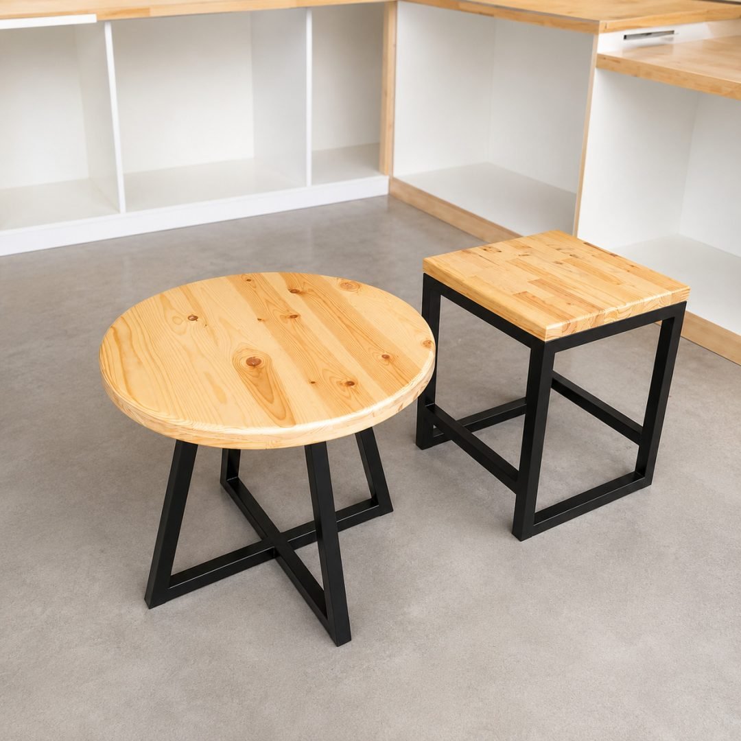 Stool Rangka Besi