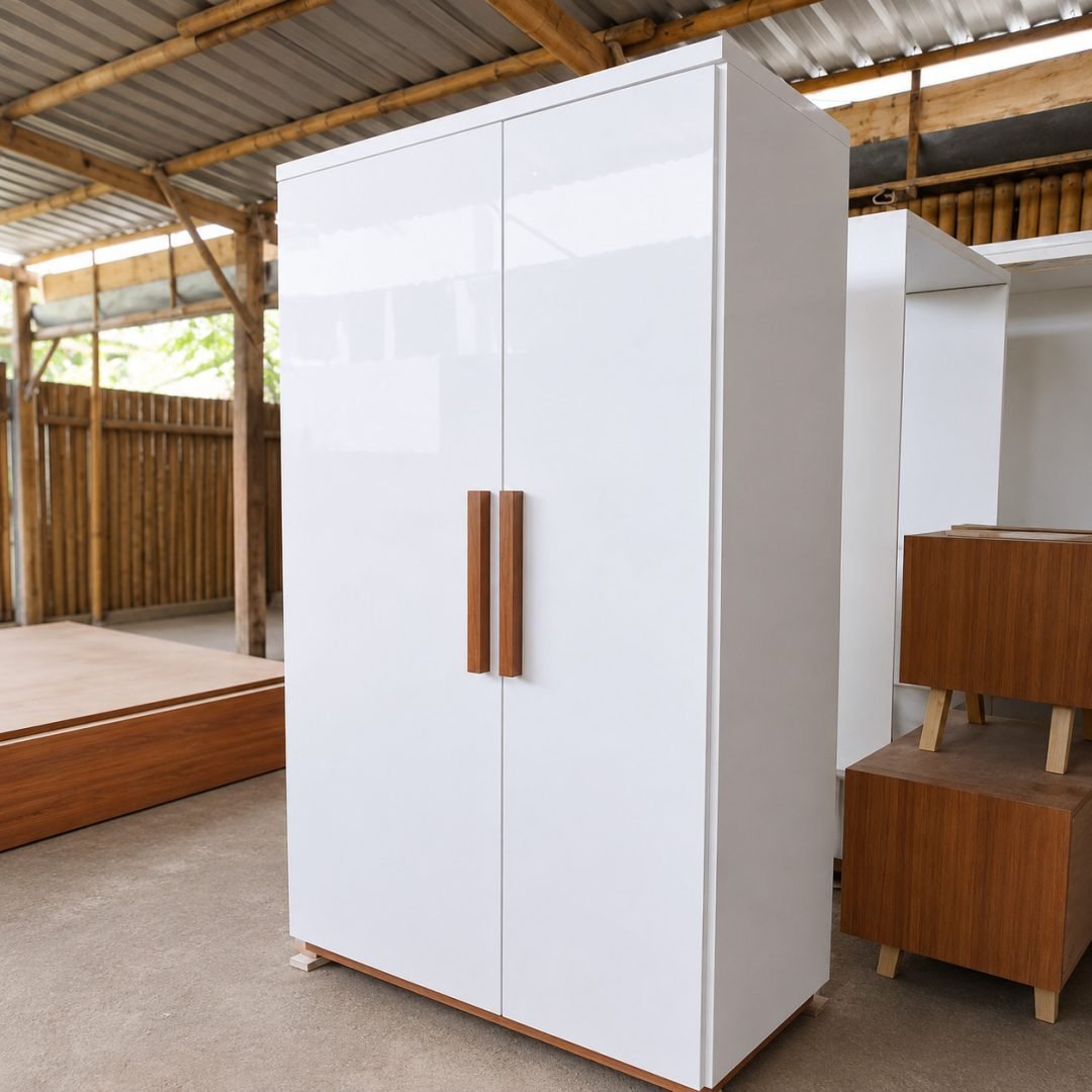 Wardrobe Minimalis1